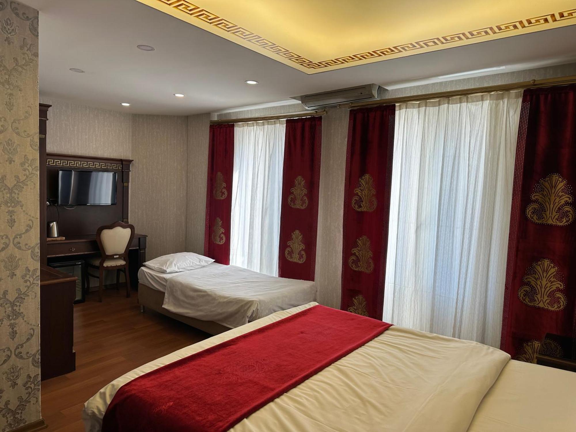 Napolyon Hotel — Photos 2